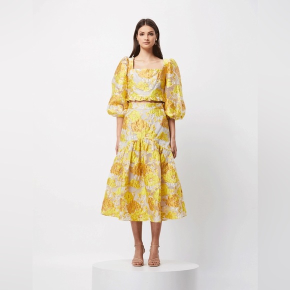 Elliatt Prowess Top in Marigold - Picture 1 of 7